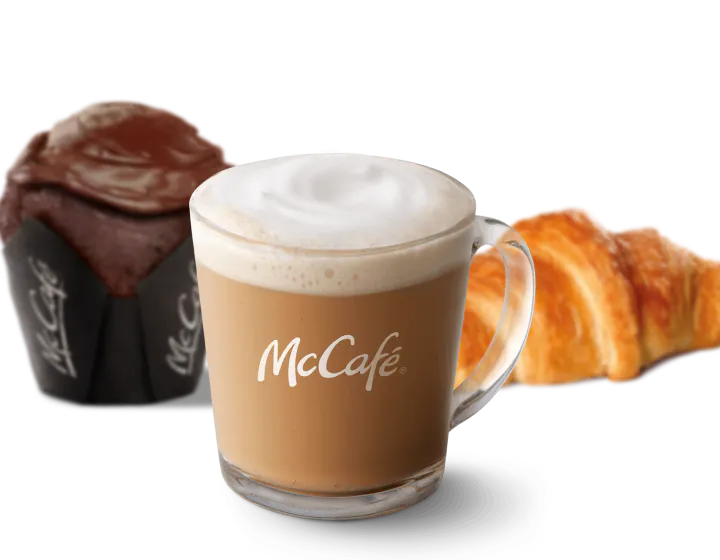 Cafe, Magdalena y croissant