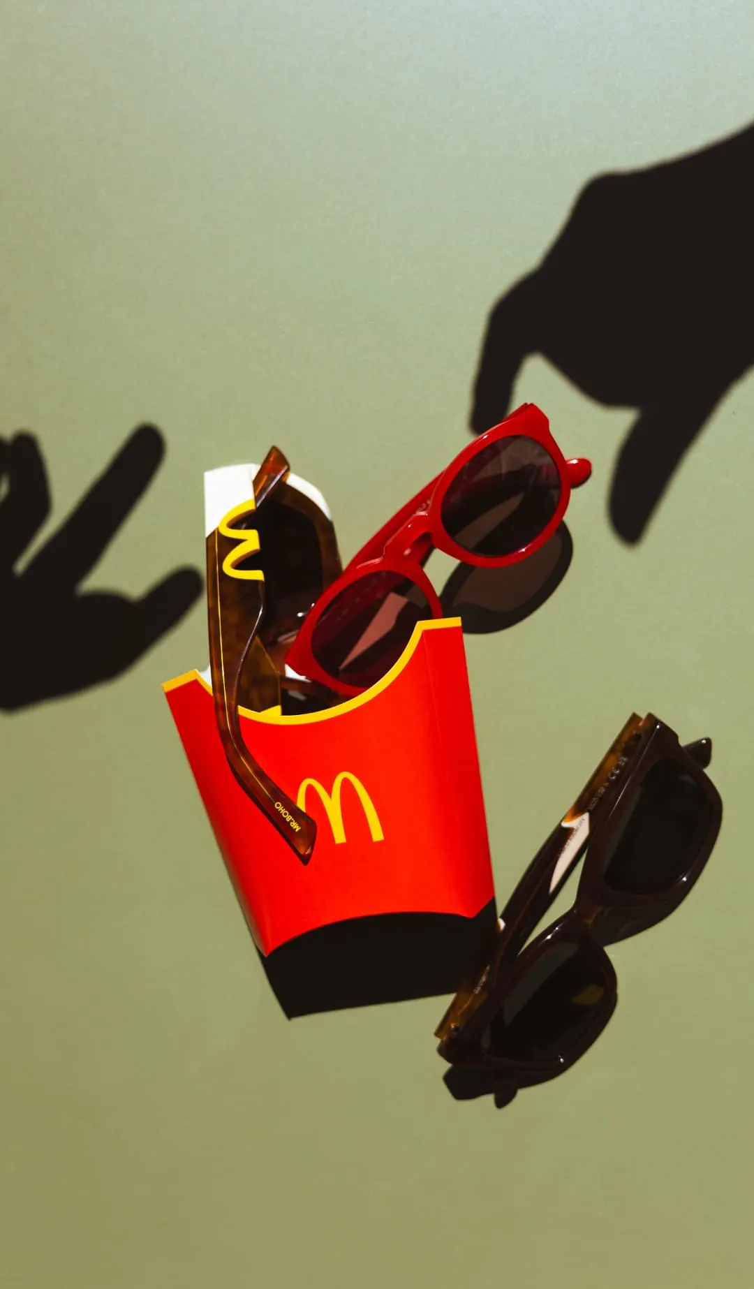 Story 2: McDonald's x Mr. Boho. ¡Lo mejor del verano está a la vista!